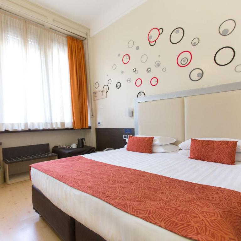 Hotel Piacenza - Camera Matrimoniale - 2