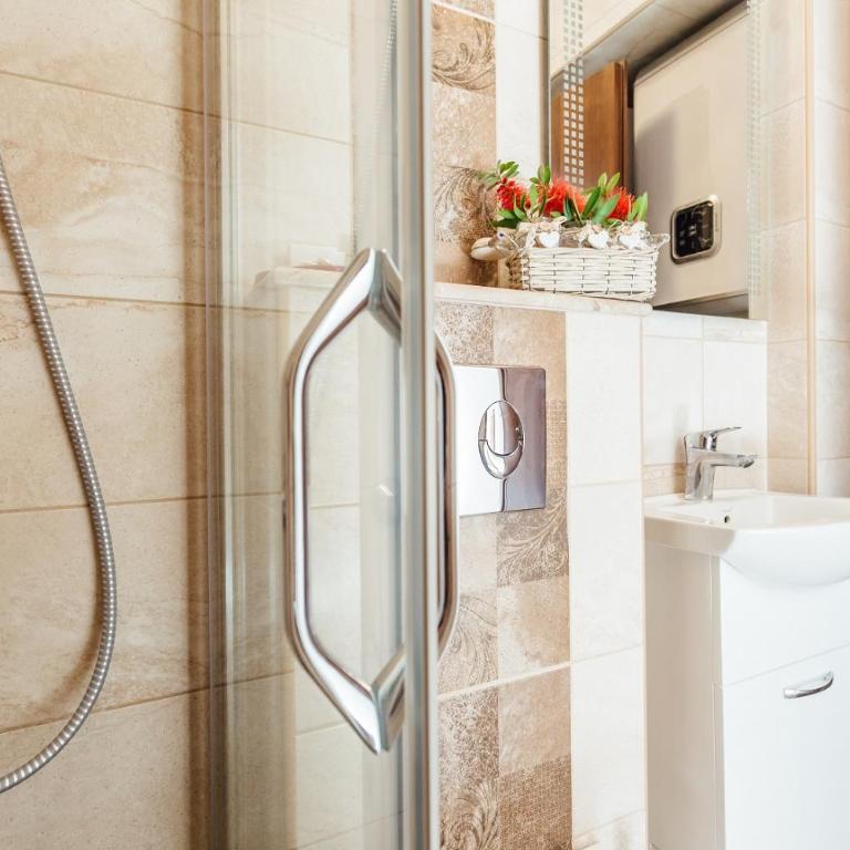 Apartments Batricevic - Studio Apartment - 12