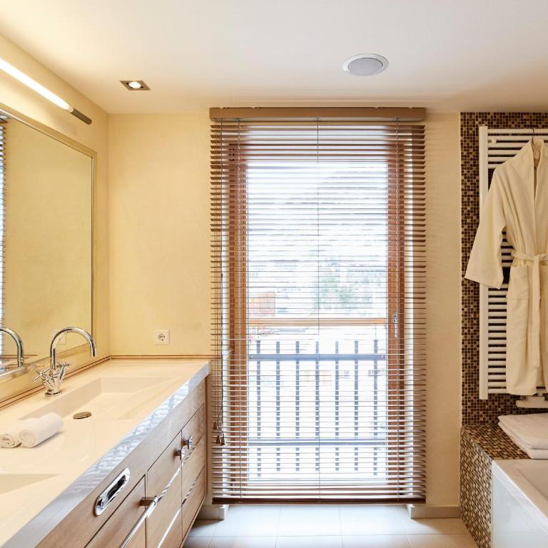 Hotel Auriga - Superior Suite - 3