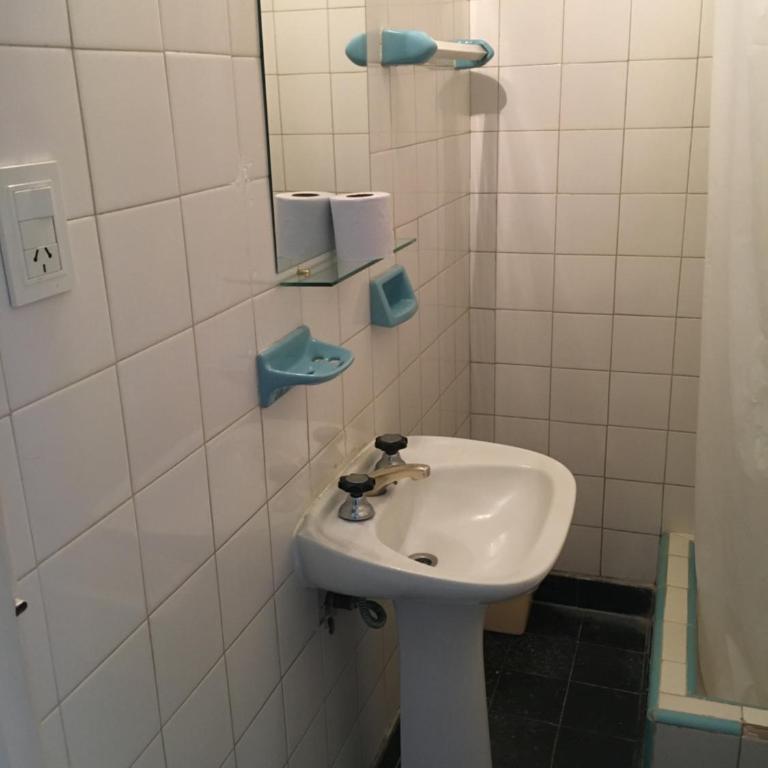 Hotel Ro Che Hil Tandil - Habitación Triple Estándar - 15