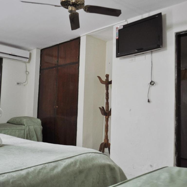 Hotel Santander - Habitación cuádruple - 1