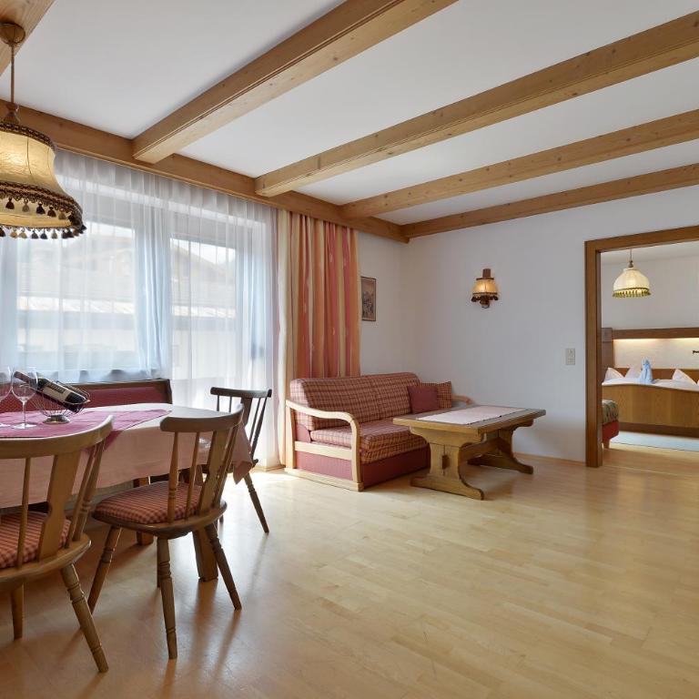 Apartments Ellmau im Sternhof - Apartment mit Balkon A - 2