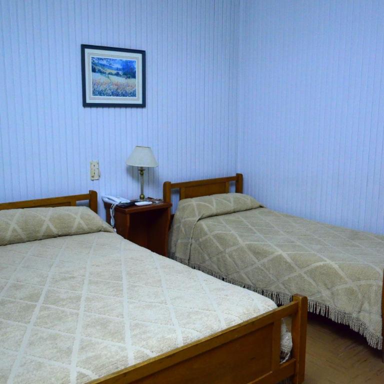 Hotel Ro Che Hil Tandil - Habitación Triple Estándar - 17