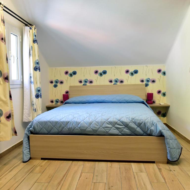 Agriturismo Un Mare di Fiori - Camera Economy Matrimoniale/Doppia con Letti Singoli - 4