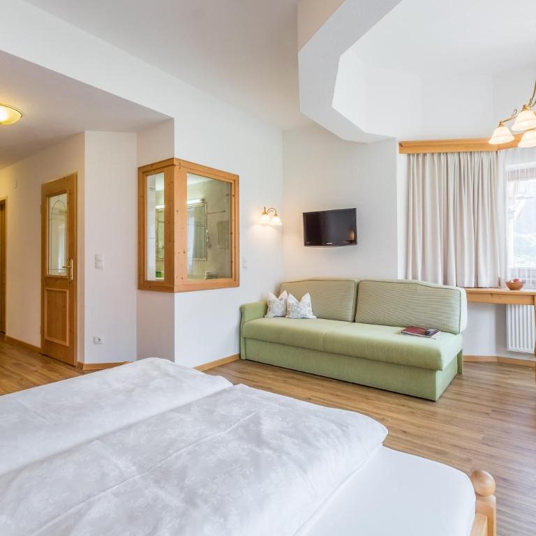 Hotel Riedl im Zillertal - Deluxe Doppelzimmer - 2