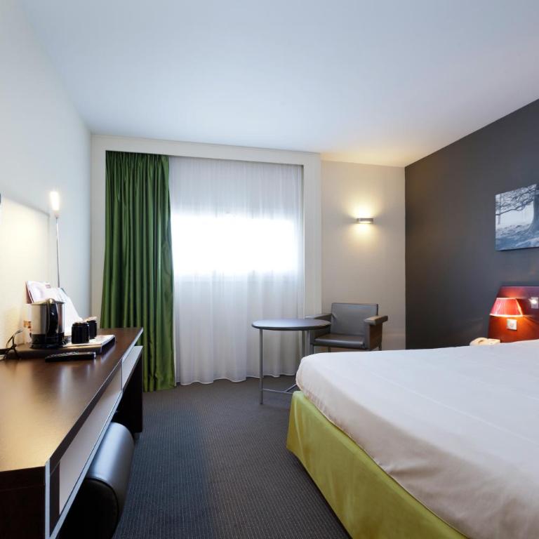 Mercure Rennes Centre Gare - Chambre Standard avec 1 Lit Double - 1
