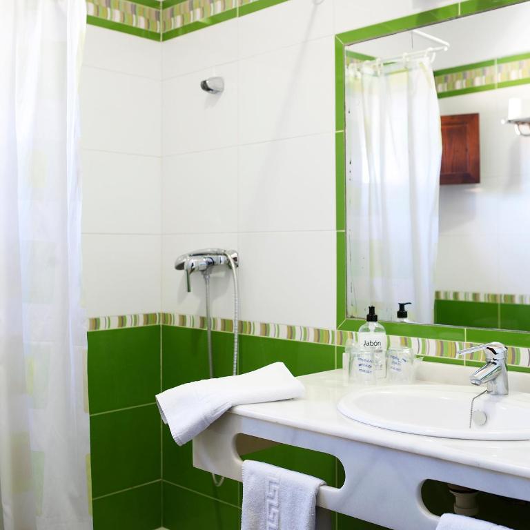 Hospedería Santiago - Habitación Doble - 1 o 2 camas - 4