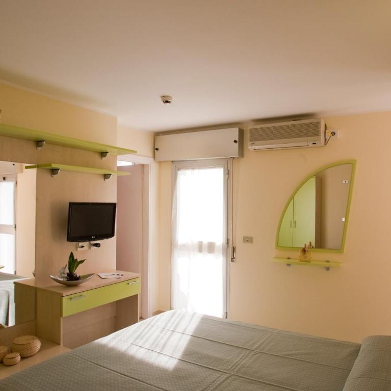 Hotel Rio Bellaria - Camera Tripla Deluxe con Vista Mare - 7