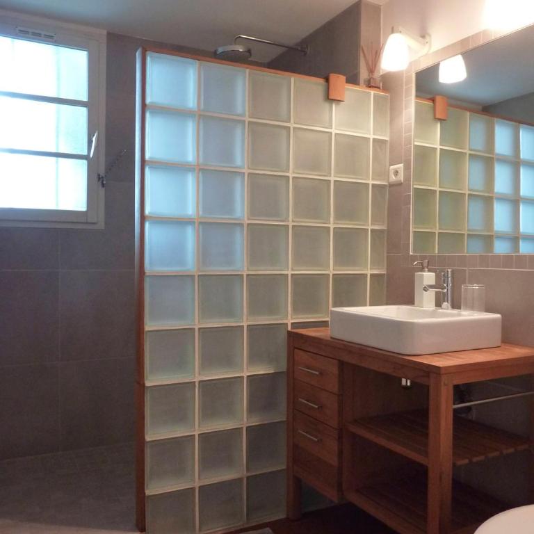 Montjoia - Chambre Double avec Salle de Bains Privative - 15