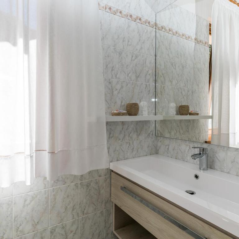 B&B Casa Benamati by Kelly - Camera Tripla - 2