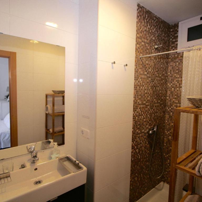 ApartEasy - Plaza España Deluxe - Deluxe Apartment - 14