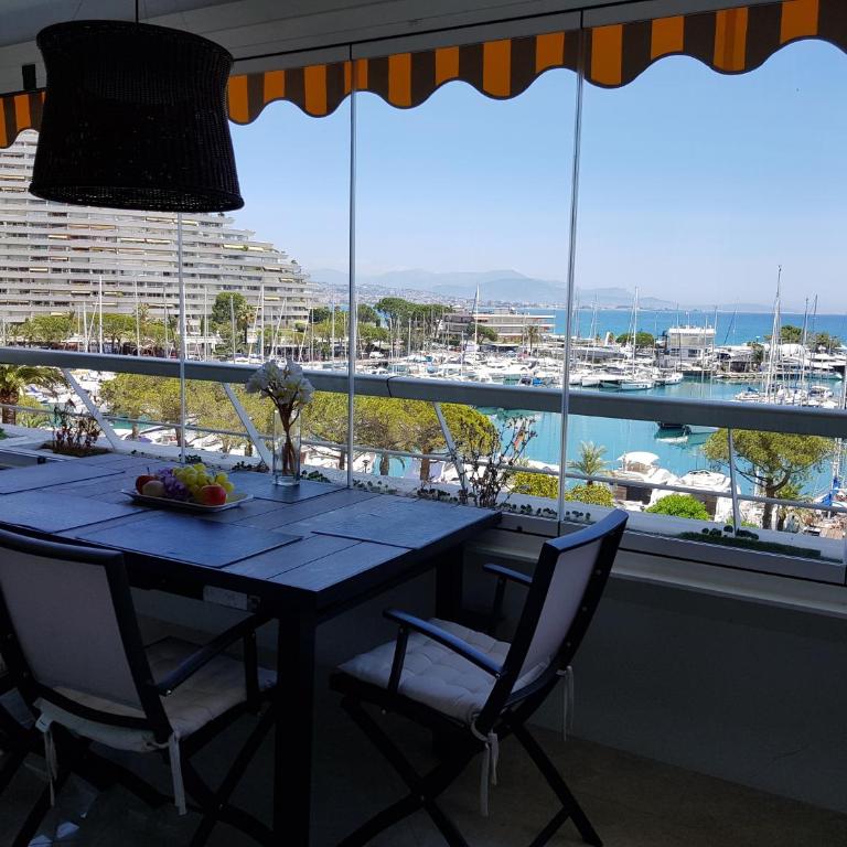 Apartments at Commodoro - Appartement 2 Chambres - 9
