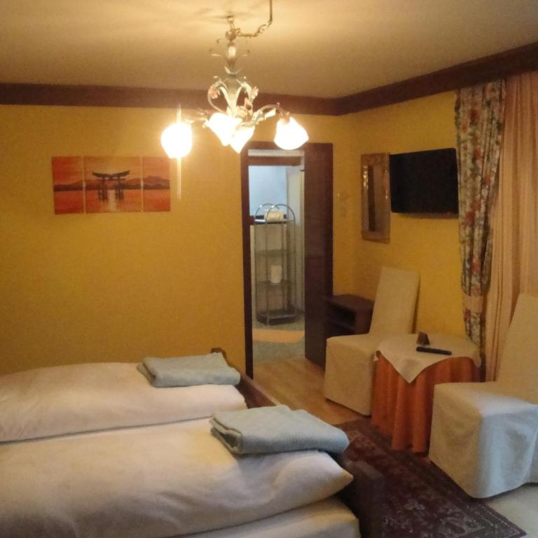 Pension & Appartement Steinwender - Doppelzimmer mit Balkon - 5