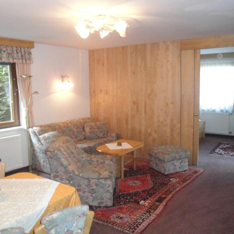 Pension & Appartement Steinwender - Apartment mit 2 Schlafzimmern und Balkon - 1