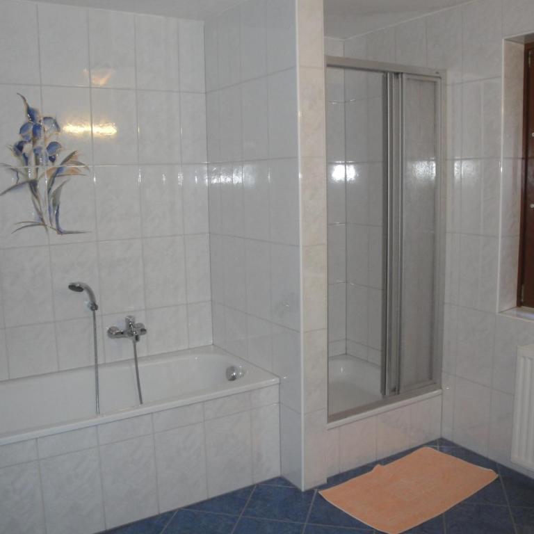 Pension & Appartement Steinwender - Apartment mit 2 Schlafzimmern und Balkon - 4