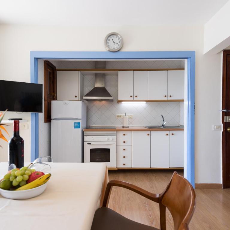 Apartamentos El Paseo - Apartamento de 1 dormitorio con vistas al mar - 20