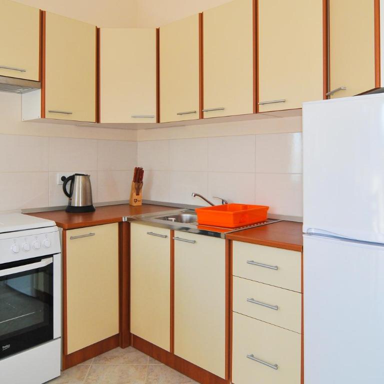 Apartments Mira - One-Bedroom Apartment - 9