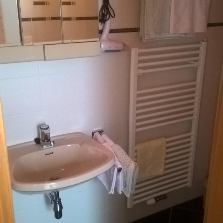 Haus Ferner-Lerchner - Doppelzimmer mit Bergblick - 5