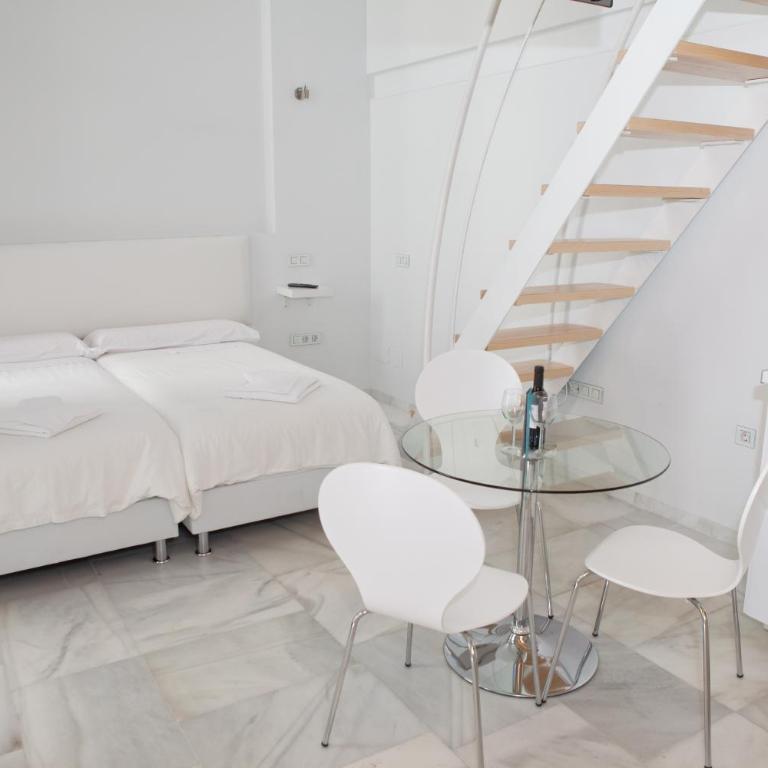 Malaga City Breaks - Estudio - 2 niveles - 97
