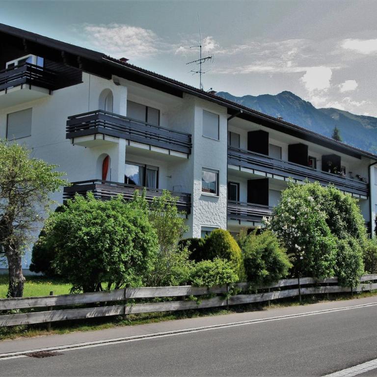 Alpenflair Ferienwohnungen Whg 202 - Apartment mit 1 Schlafzimmer - 12