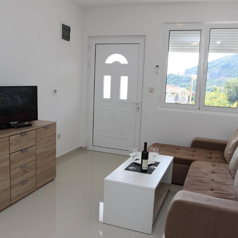 Guest House Ugljevarevic - Apartman sa Pogledom na More - 12