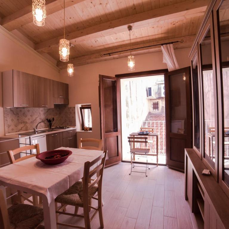 Aura Ortigia Apartments - Appartamento con Balcone - 1