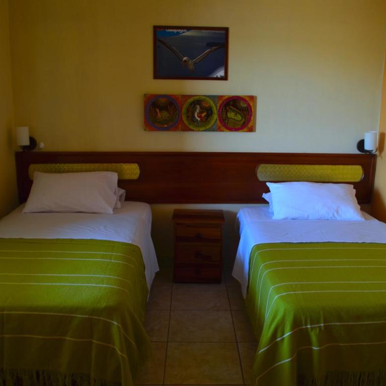 Dolphin House - Habitación Doble Económica - 2 camas - 3