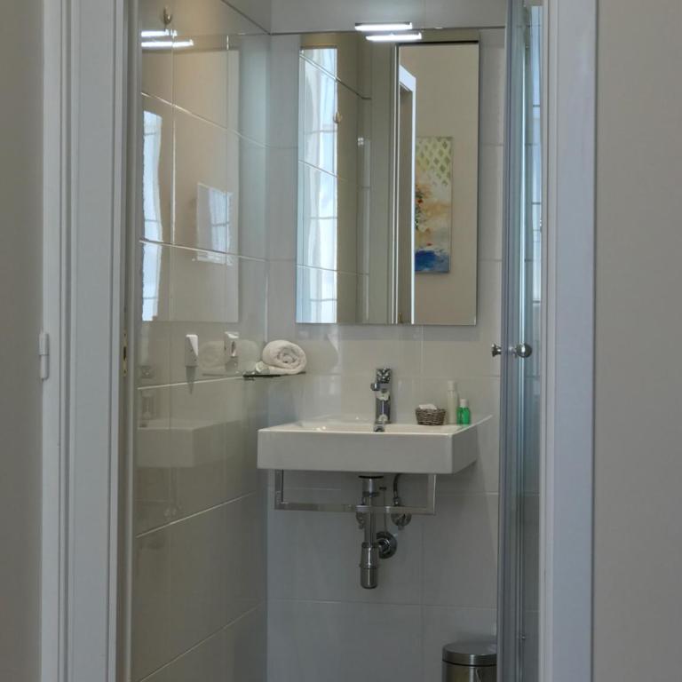 Boutique Hôtel Neptune Nice - Chambre Double - 4