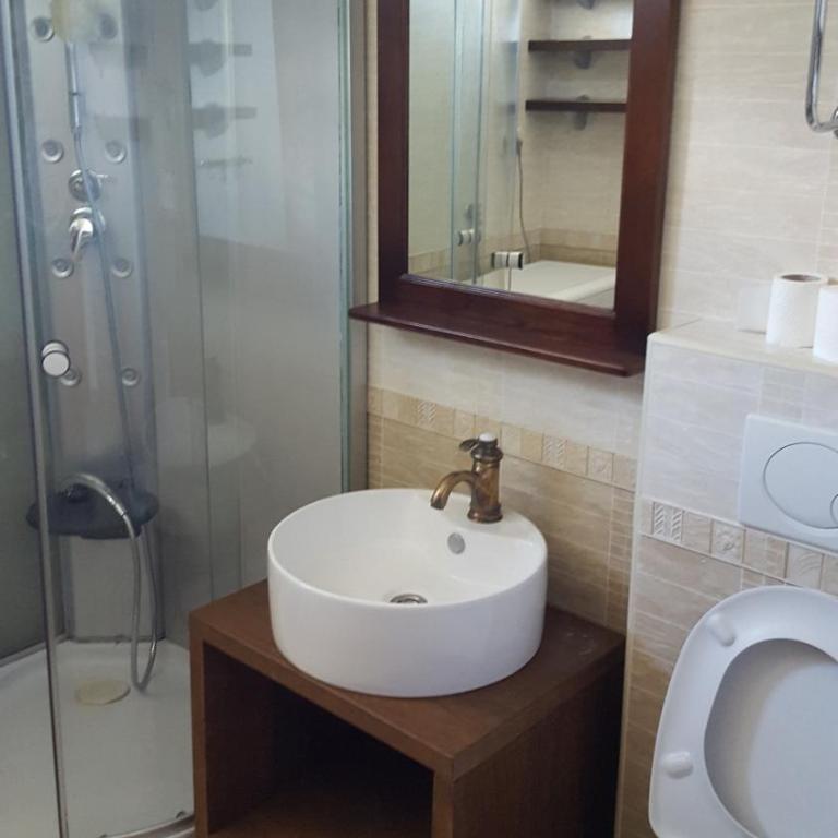 Apartments Spas - Apartman s 1 Spavaćom Sobom i Pogledom na More - 2