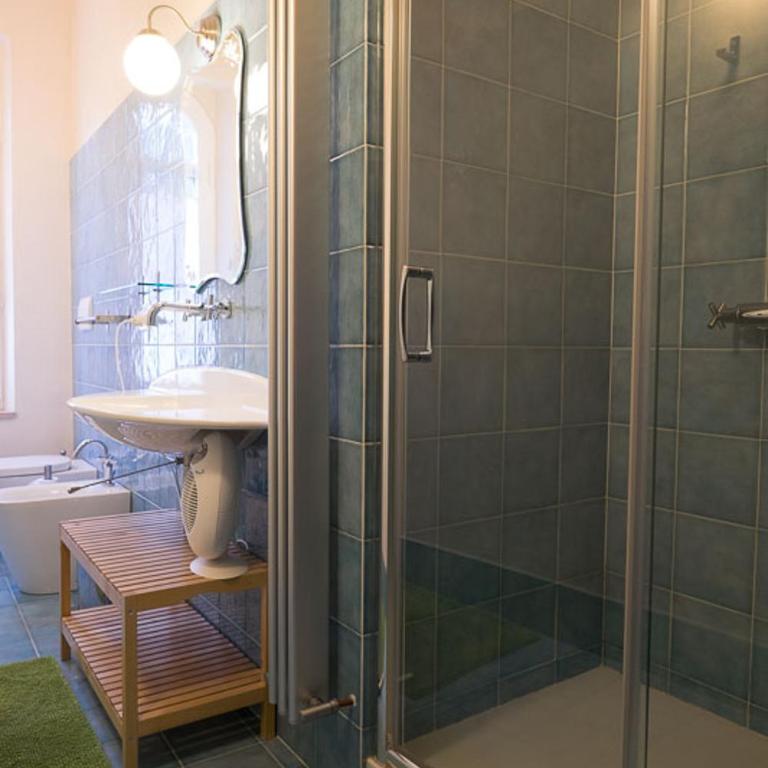 D'AGO48 - Camera Matrimoniale/Doppia con Letti Singoli con Bagno Privato Esterno - 7