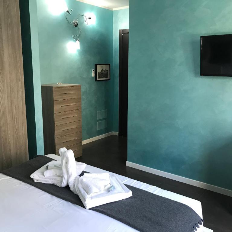 B&B Roma - Superior Double Room with Private Bathroom - 6