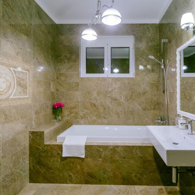 Opium Mar Apartments - Three-Bedroom Apartment with Sea View - 17