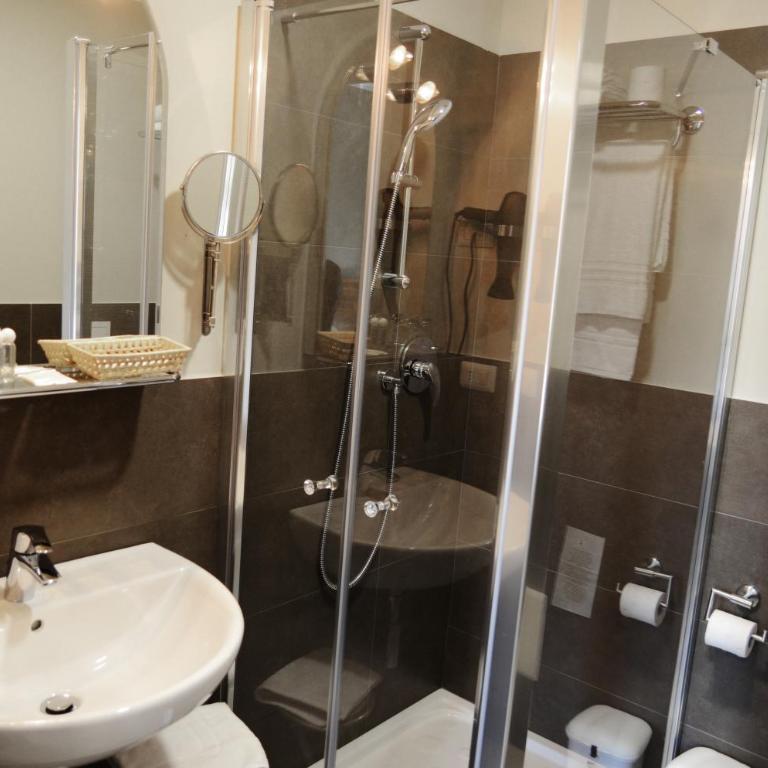 Hotel Giulio Cesare - Deluxe Single Room with Balcony - 1