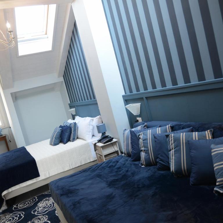 Hotel Giulio Cesare - Superior Quadruple Room - 4