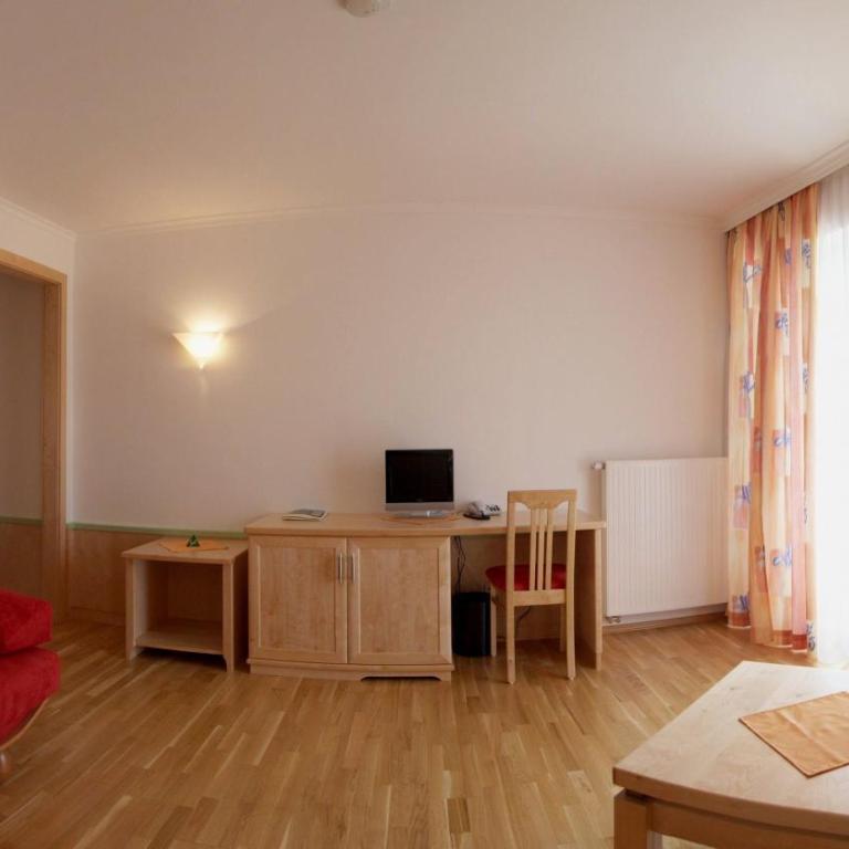 Hotel zum Kirchenwirt Mariazell - Junior Suite con Balcone - 2
