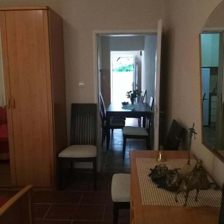 Apartmani Cuce - Apartment - 11