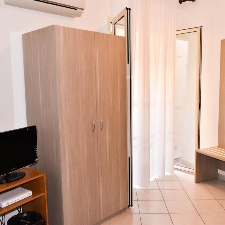 Hotel Condor - Economy Double or Twin Room - 3