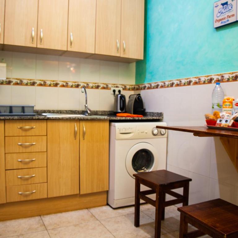 Apartamento Rosellón - Two-Bedroom Apartment - 28