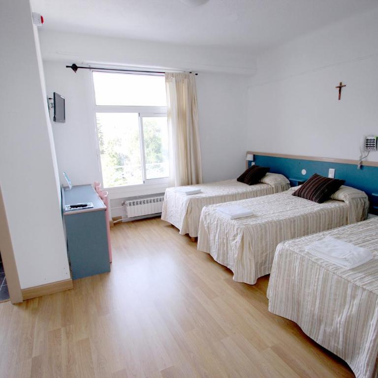 Hôtel La Source - Chambre Triple - 8
