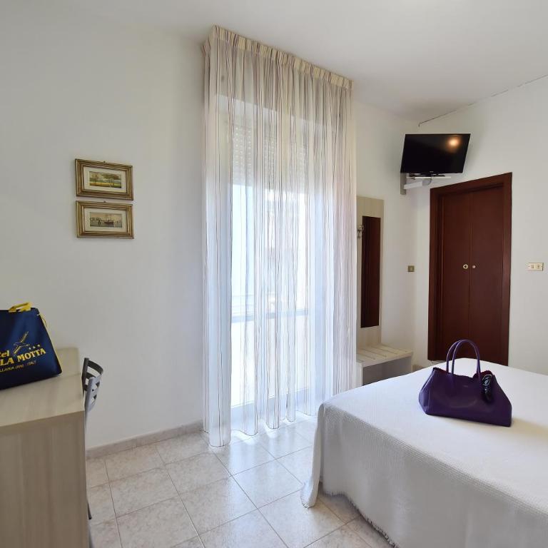 Hotel Della Motta - Camera Standard Matrimoniale/Doppia con Letti Singoli - 1