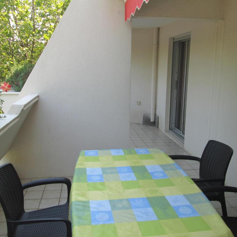 Vittoria Immobilier 3 - REGLEMENT SUR PLACE - chèques vacances acceptés - Apartment with Terrace - 1