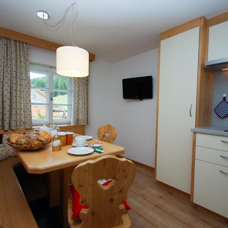 Villgraterhof - Habitación Doble con balcón - 1 o 2 camas - 2