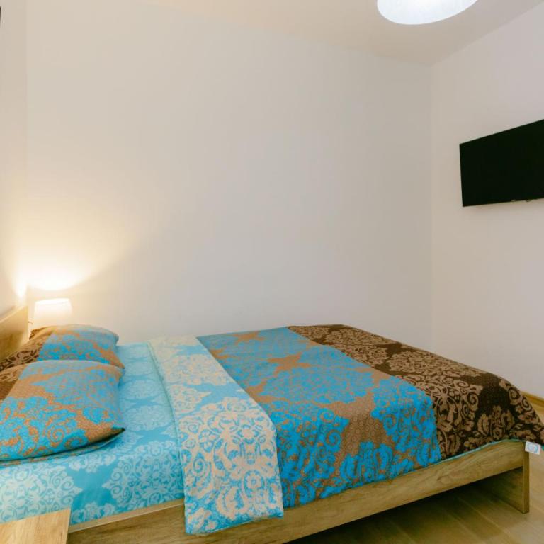 Opium Mar Apartments - Three-Bedroom Apartment with Sea View - 10