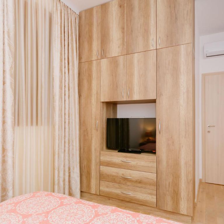 Opium Mar Apartments - Two-Bedroom Apartment with Sea View - 2