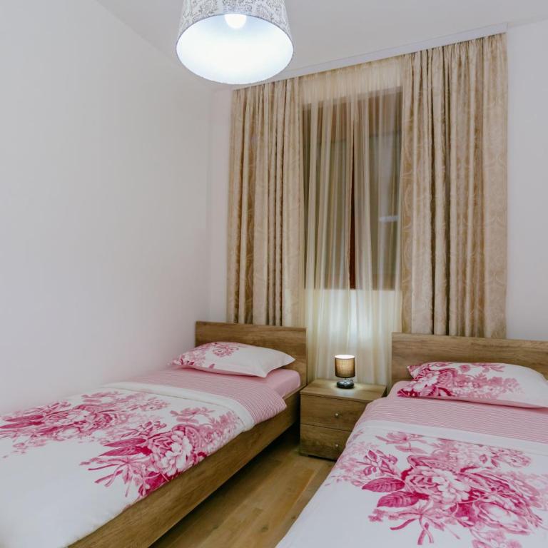 Opium Mar Apartments - Two-Bedroom Apartment with Sea View - 5