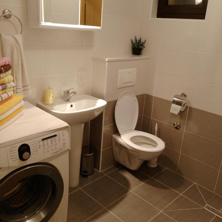 River House Buna - Two-Bedroom Apartment - 8