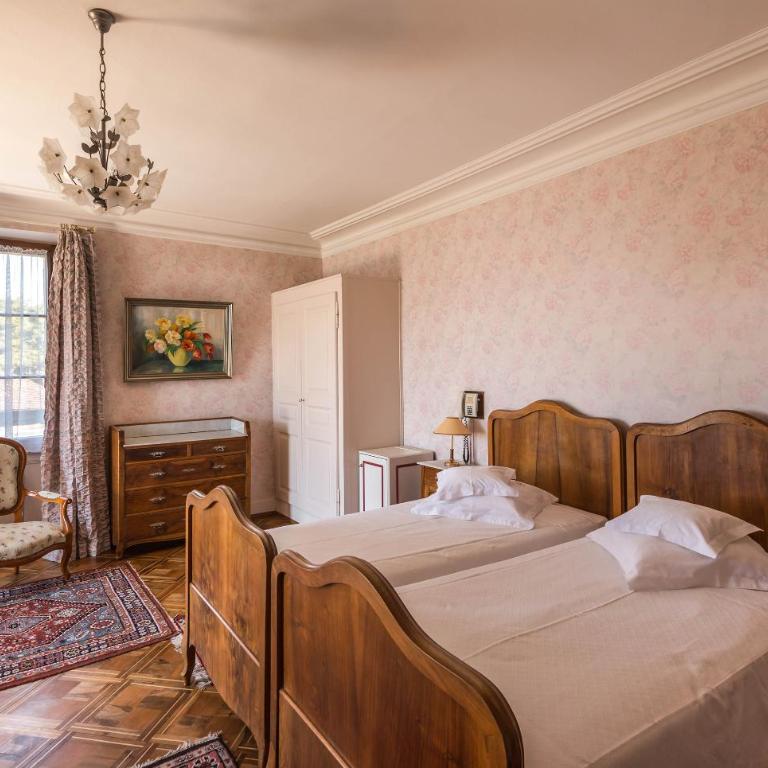 Swiss Historic Hotel Masson - Superior Double Room with Lake View - 9
