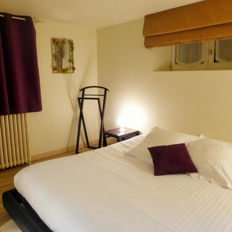 Chambre d'Hote Saint Malo - Chambre Double - Vue sur Jardin - 2