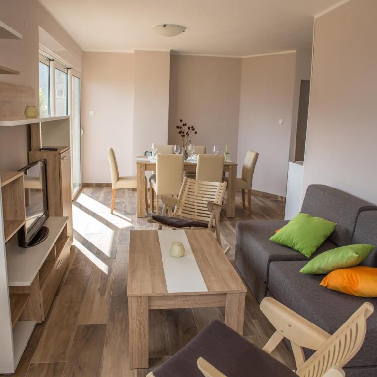 Apartments Bonaca - Apartman sa Pogledom na Bazen - 8