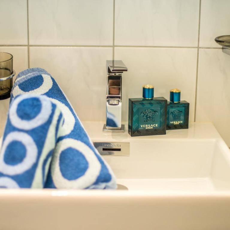 Haus am Brunnen - Budget Apartment mit 2 Schlafzimmern - 3